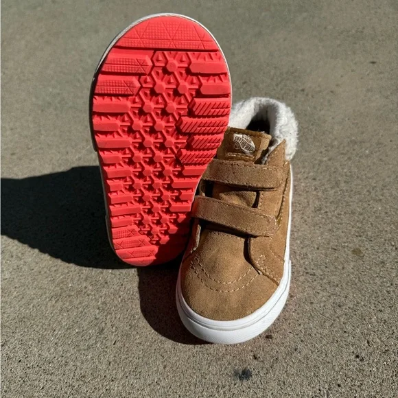 Vans Kids MTE Brown Suede Sneakers Water Resistant - Picture 3 of 5